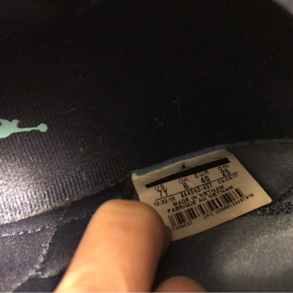 JORDAN NIKE FLY 89 BG Blue Basketball Trainers AA4039 010 size 7Y - Picture 2 of 9